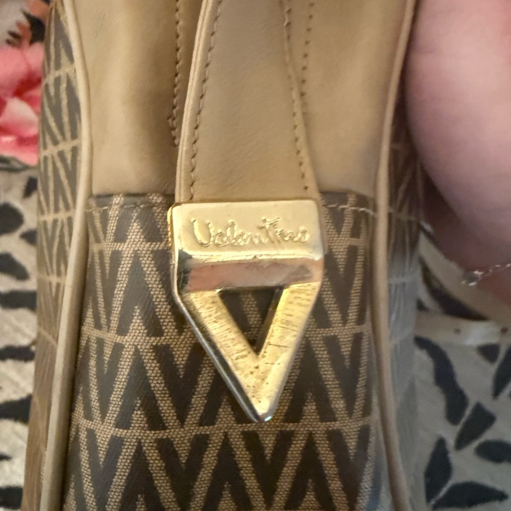 Mario Valentino Brown Crossbody Bag with V-Logo exc cond w dust bag - Picture 6 of 8